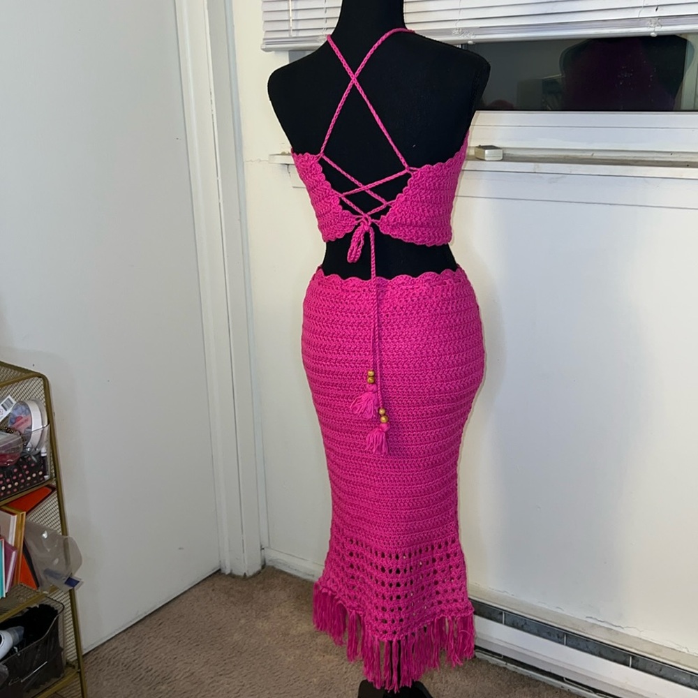 Two piece knitted skirt set